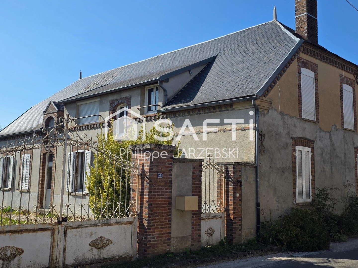 Maison à vendre - 5 pièces - 145m2 - Pouy-Sur-Vannes (10290)