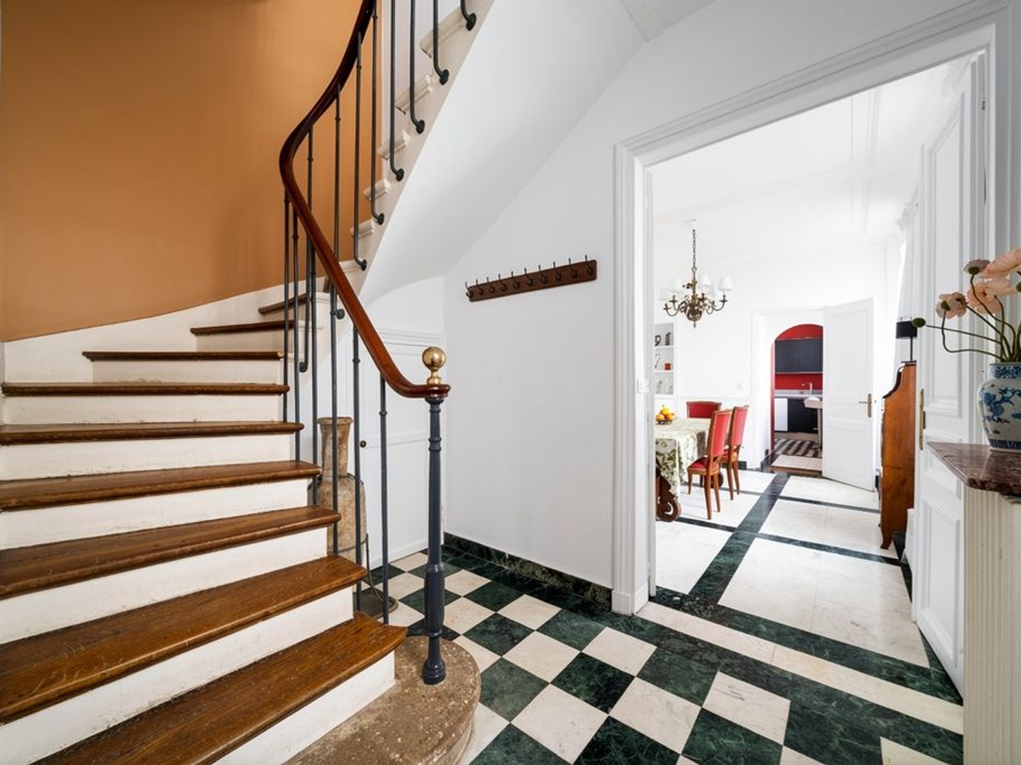 Local 5 pièces 125 m²
