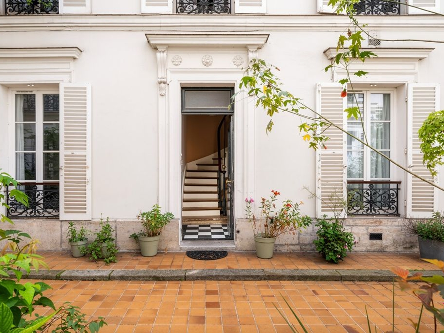 Locaux à vendre - 5 pièces - 125m2 - Paris 17e (75017)