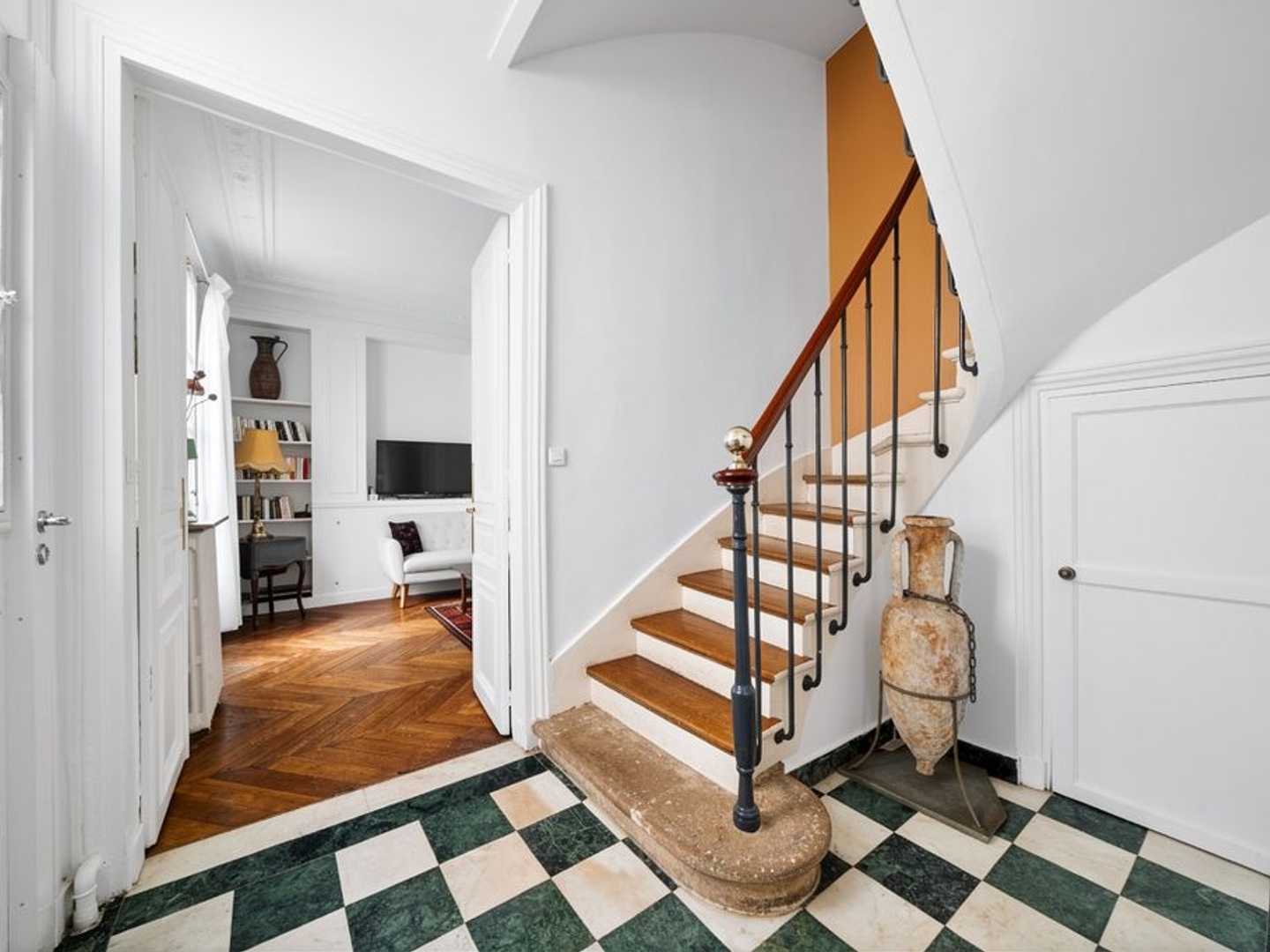 Locaux à vendre - 5 pièces - 125m2 - Paris 17e (75017)