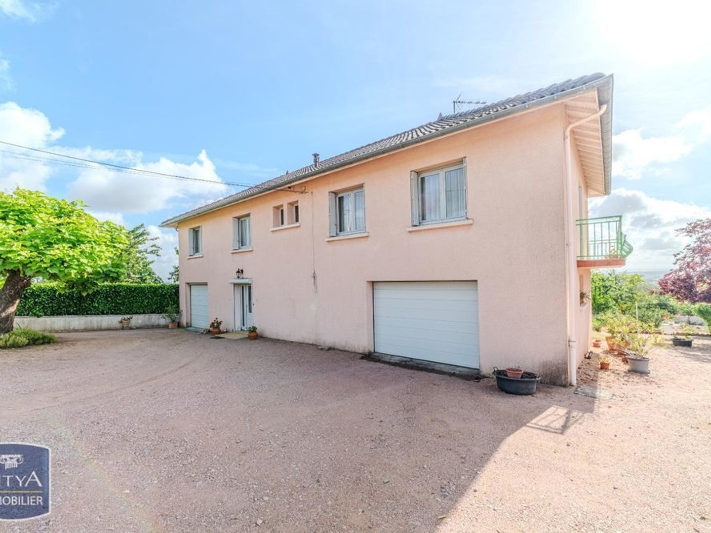 Maison à vendre - 7 pièces - 131m2 - La Pacaudière (42310)