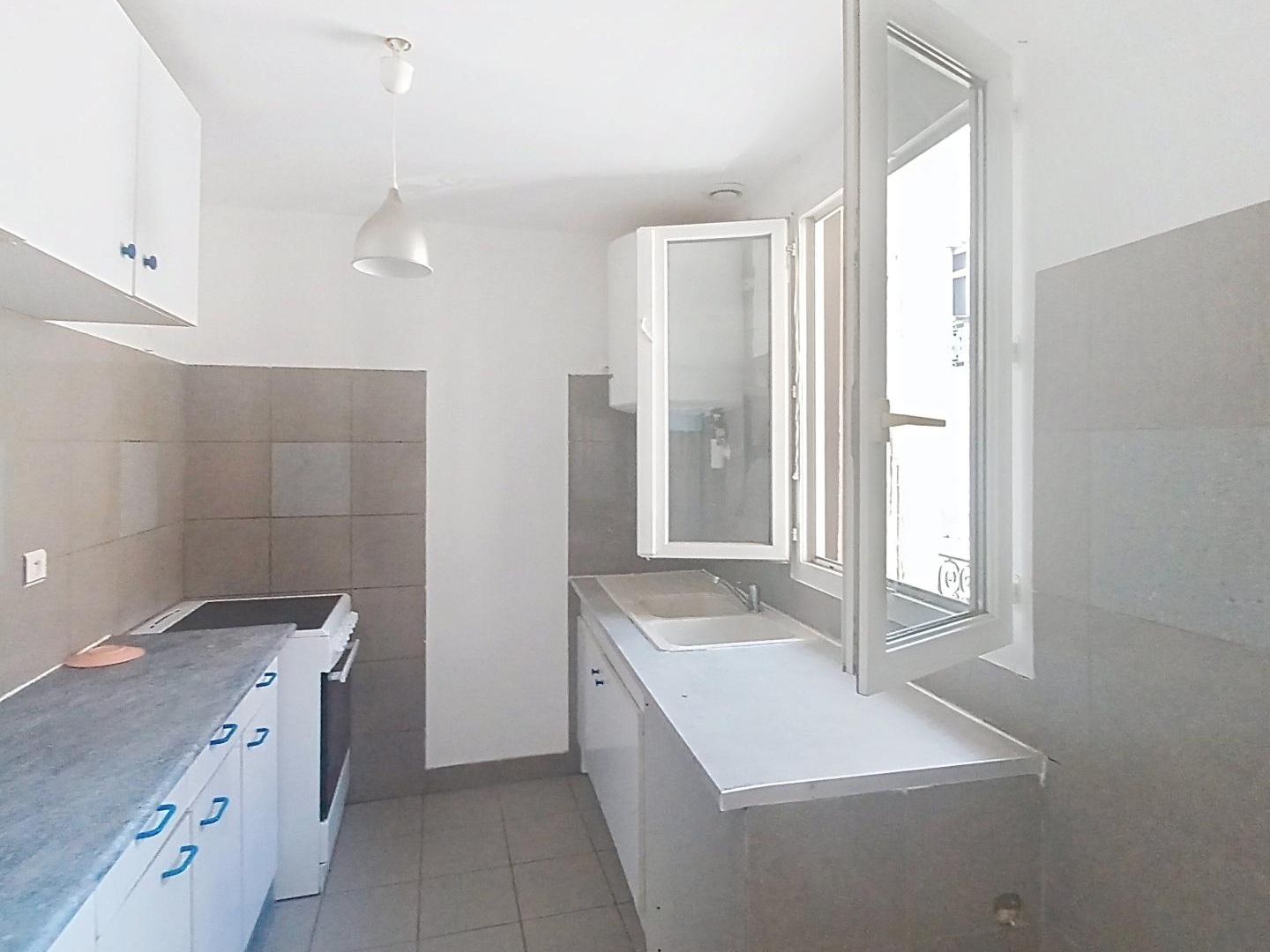 Immeuble à vendre - 263m2 - Béziers (34500)