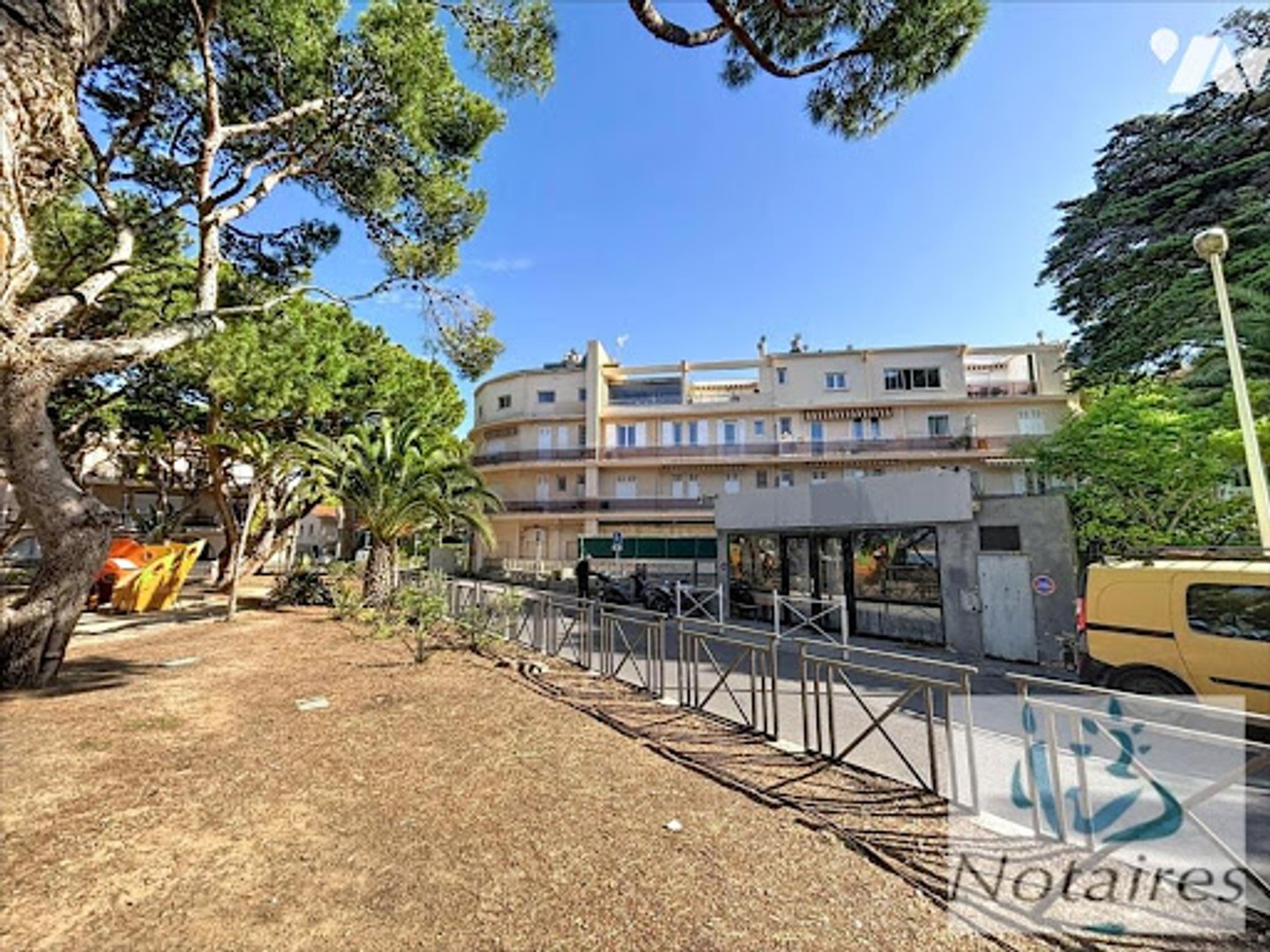 Appartement à vendre - 2 pièces - 40m2 - Saint-Cyr-Sur-Mer (83270)