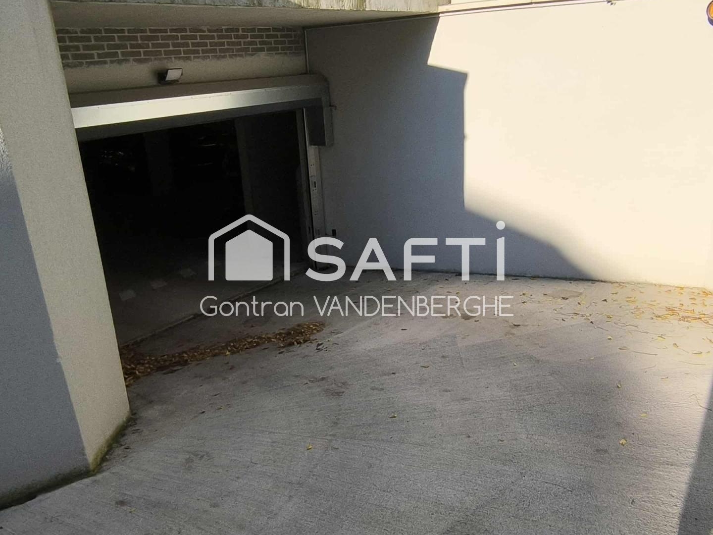 Parking / garage / box à vendre - Saint-Laurent-Blangy (62223)