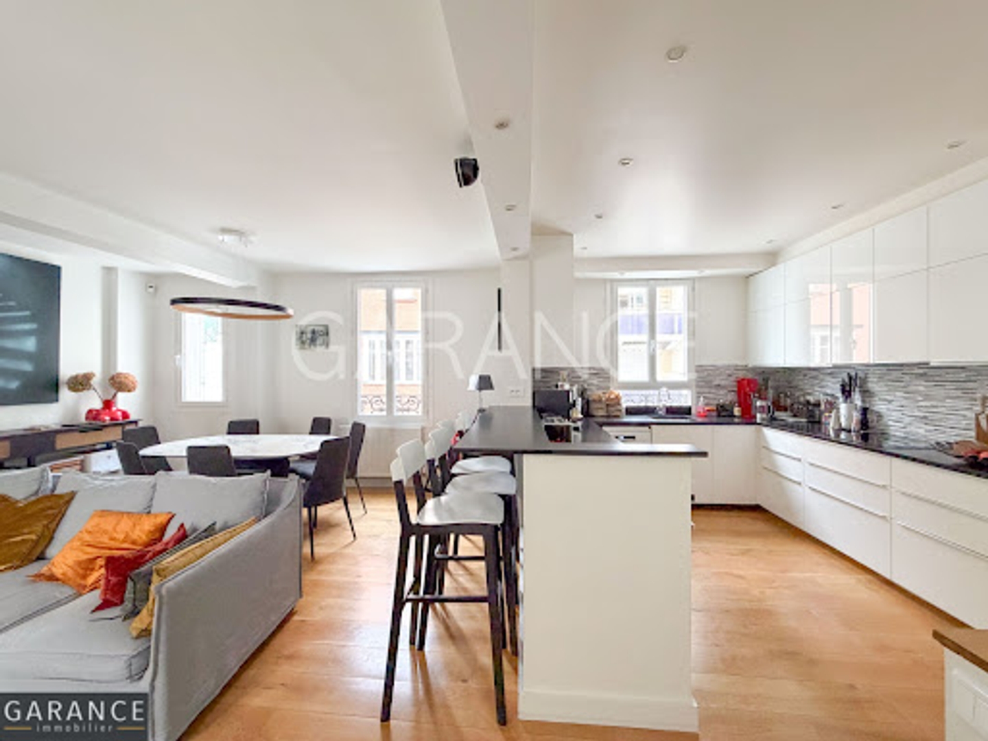 Appartement à vendre - 6 pièces - 118m2 - Paris 14e (75014)