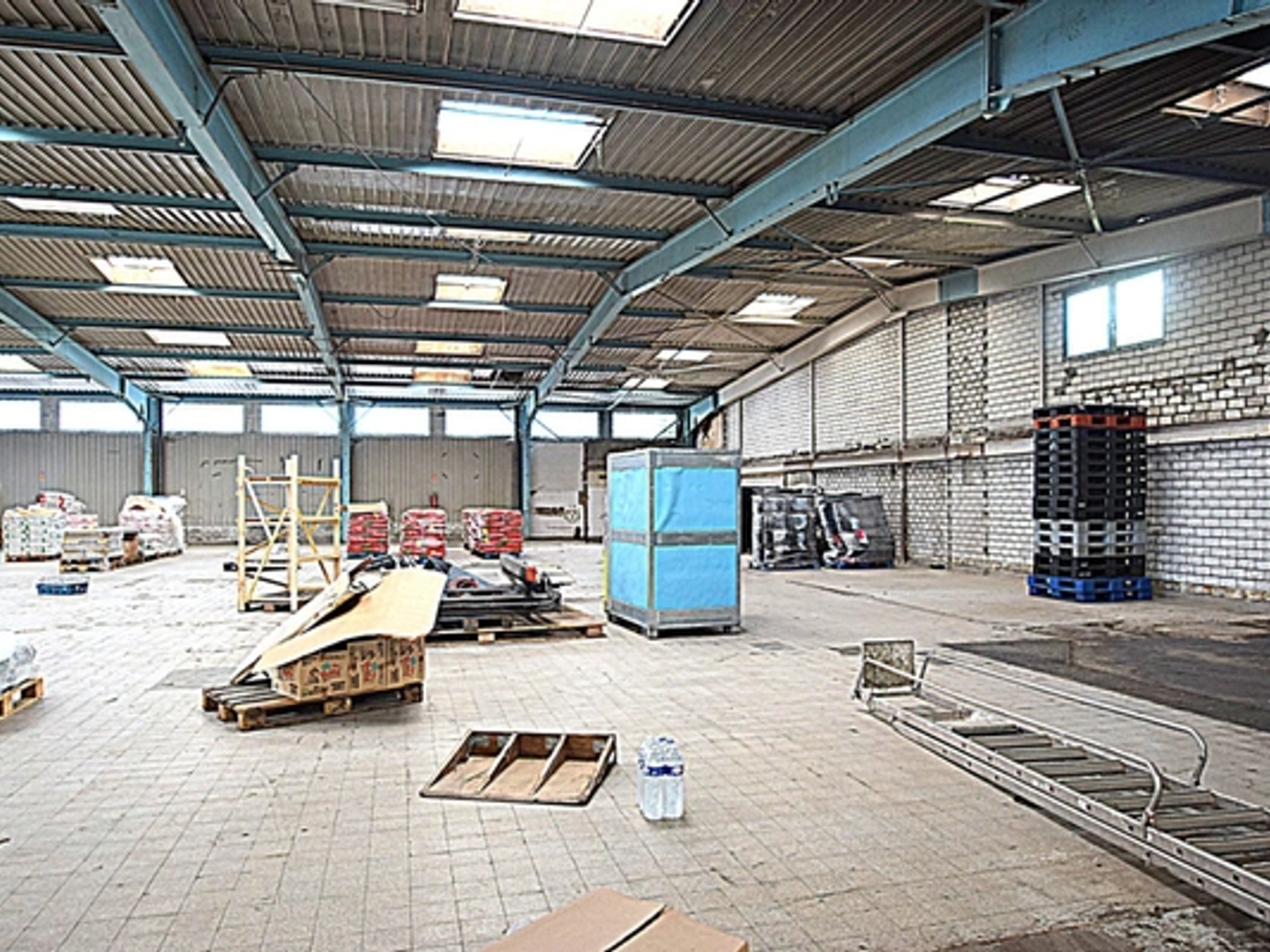 Magasin à vendre - 1 pièce - 1939m2 - Mulhouse (68200)