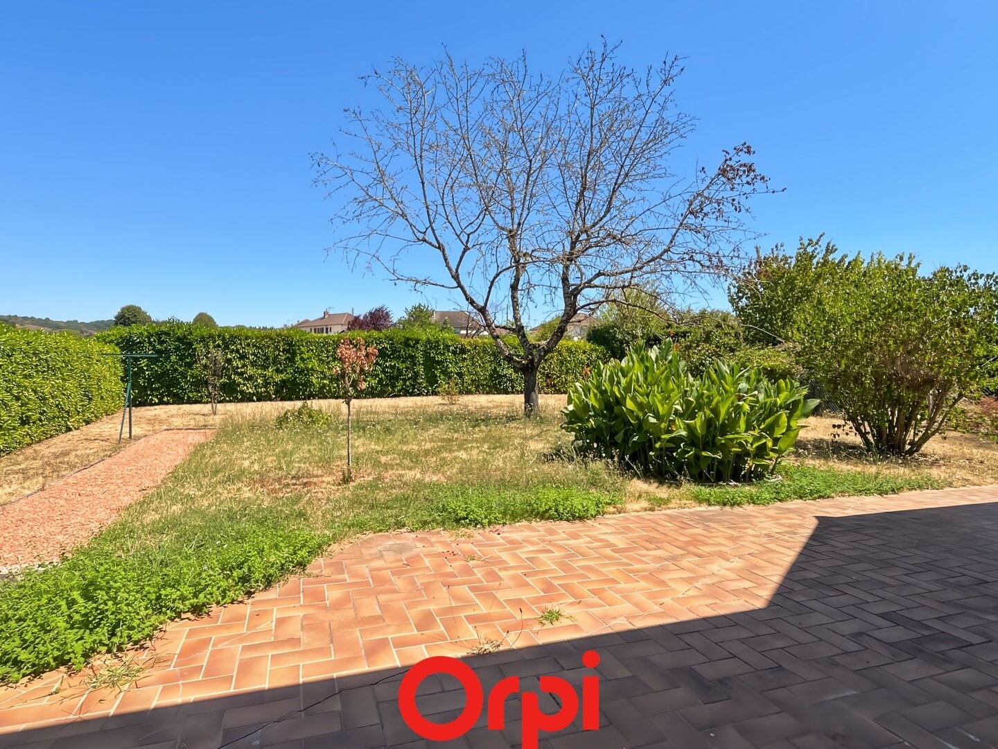 Maison à vendre - 4 pièces - 165m2 - Désertines (03630)