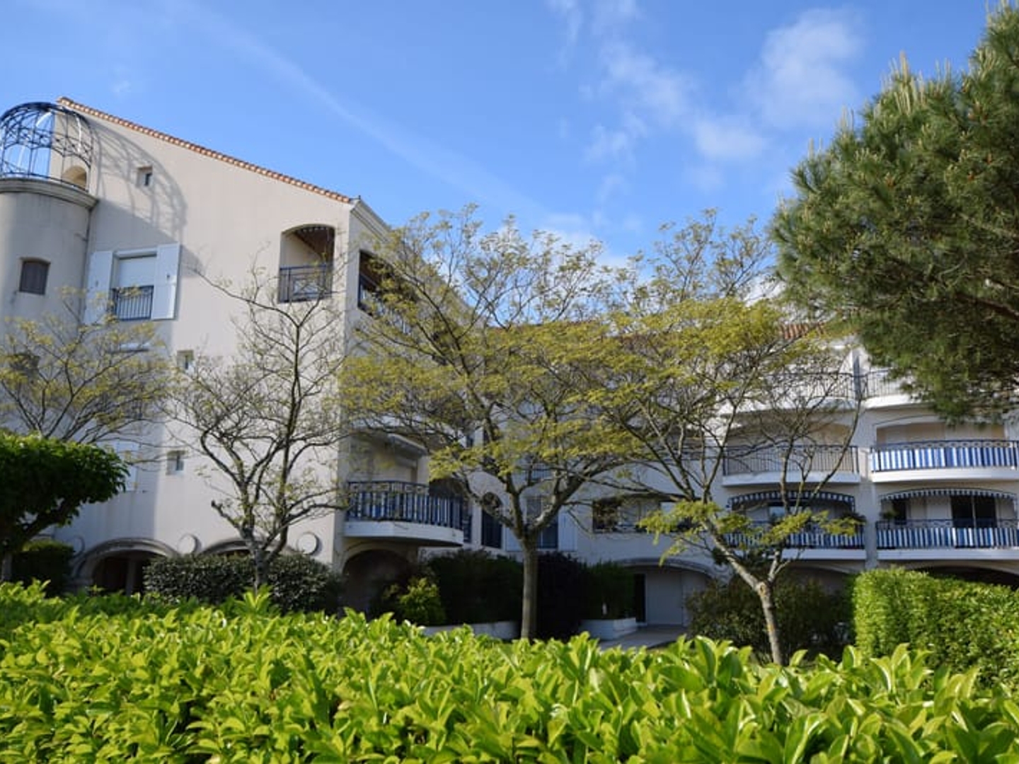 VAUX SUR MER PONTAILLAC APPARTEMENT 3 PIECES AVEC TERRASSES