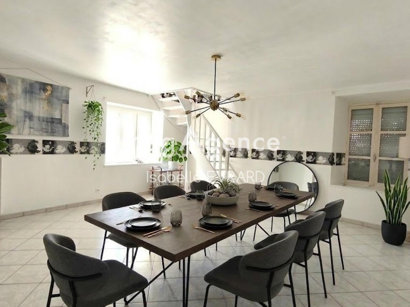 Maison à vendre - 7 pièces - 157m2 - Montmirail (51210)