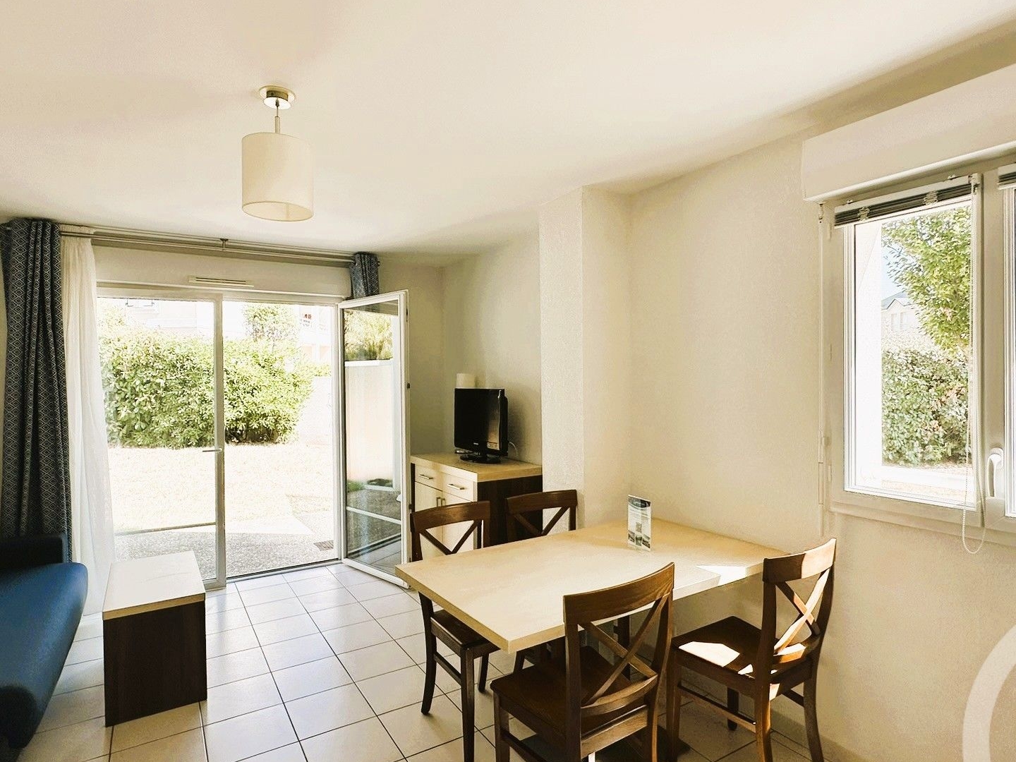 Appartement à vendre - 3 pièces - 45m2 - Saint-Gilles-Croi... (85800)