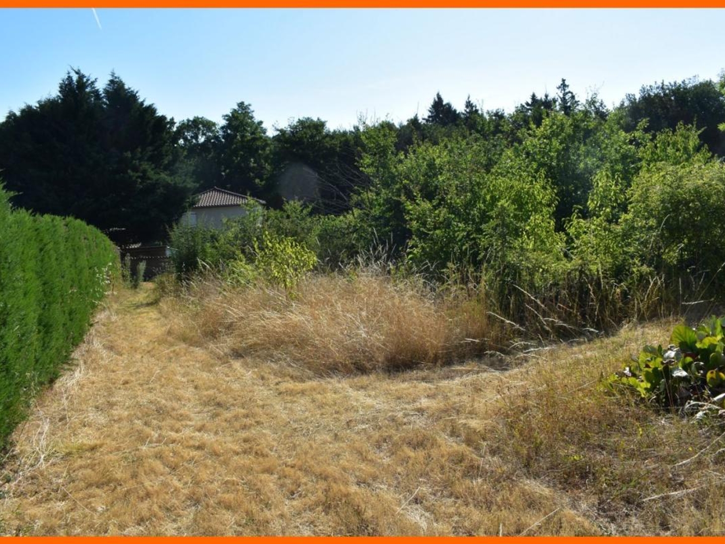 Terrain à vendre - 672m2 - Montluel (01120)