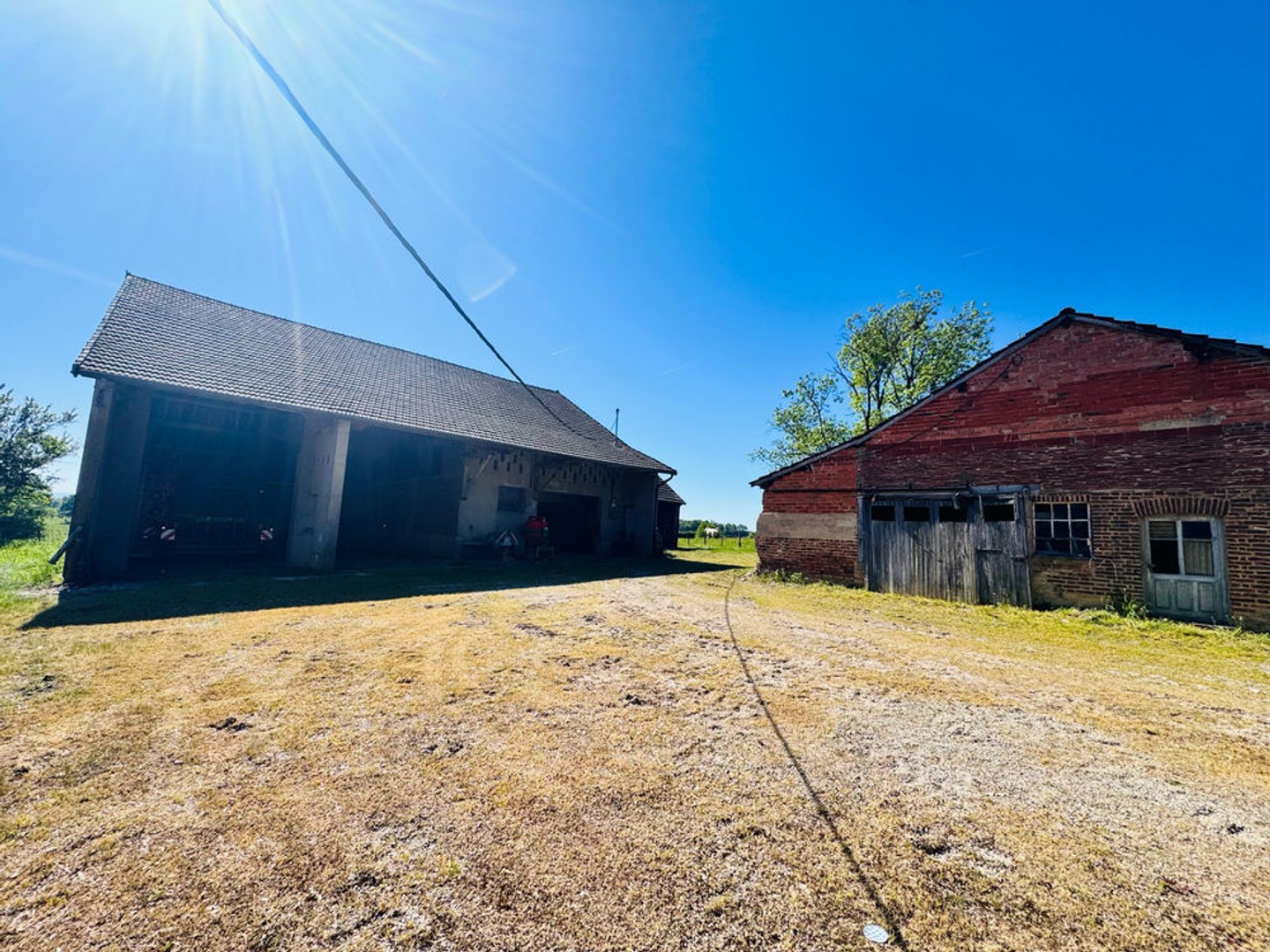 Immeuble à vendre - 400m2 - Frangy-En-Bresse (71330)