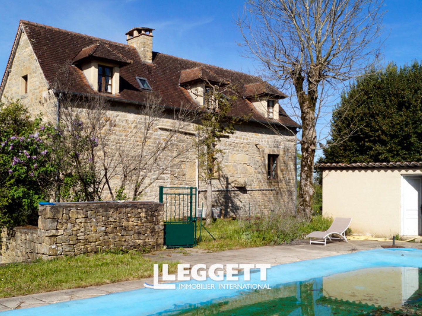 maison 10 pièce(s), PUYLAGARDE