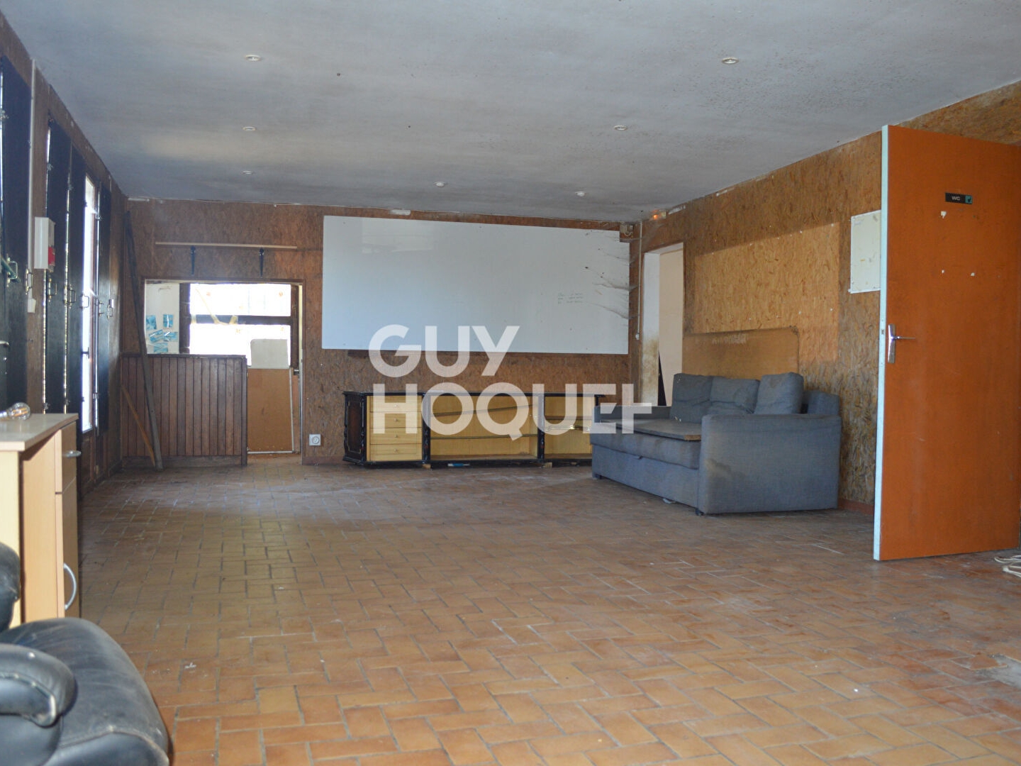 Locaux à vendre - 3 pièces - 120m2 - Le Hom (14220)
