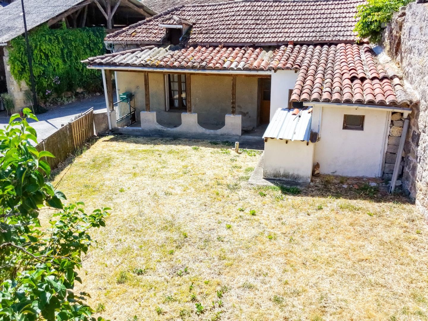 PETIT PRIX DANS UN VILLAGE DE CHARME !