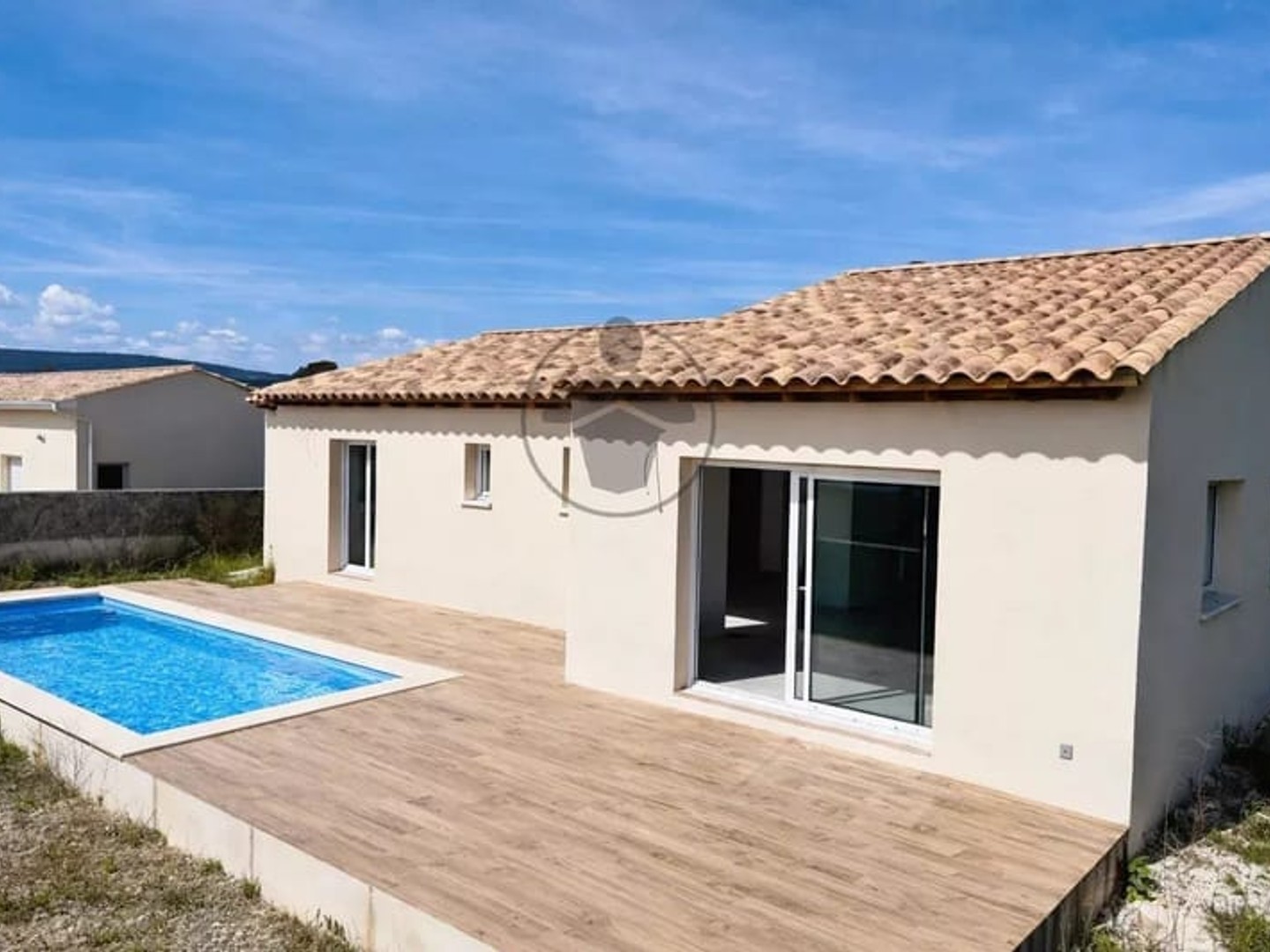 Terrain 1272 m²