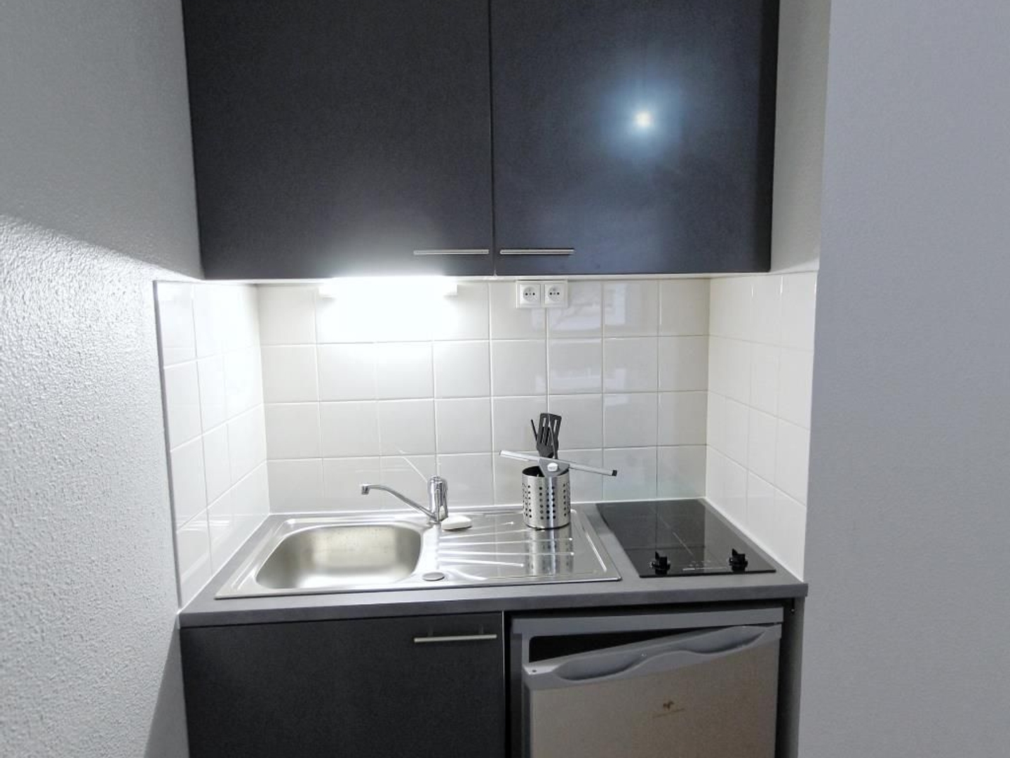 Appartement à vendre - 1 pièce - 20m2 - Courbevoie (92400)