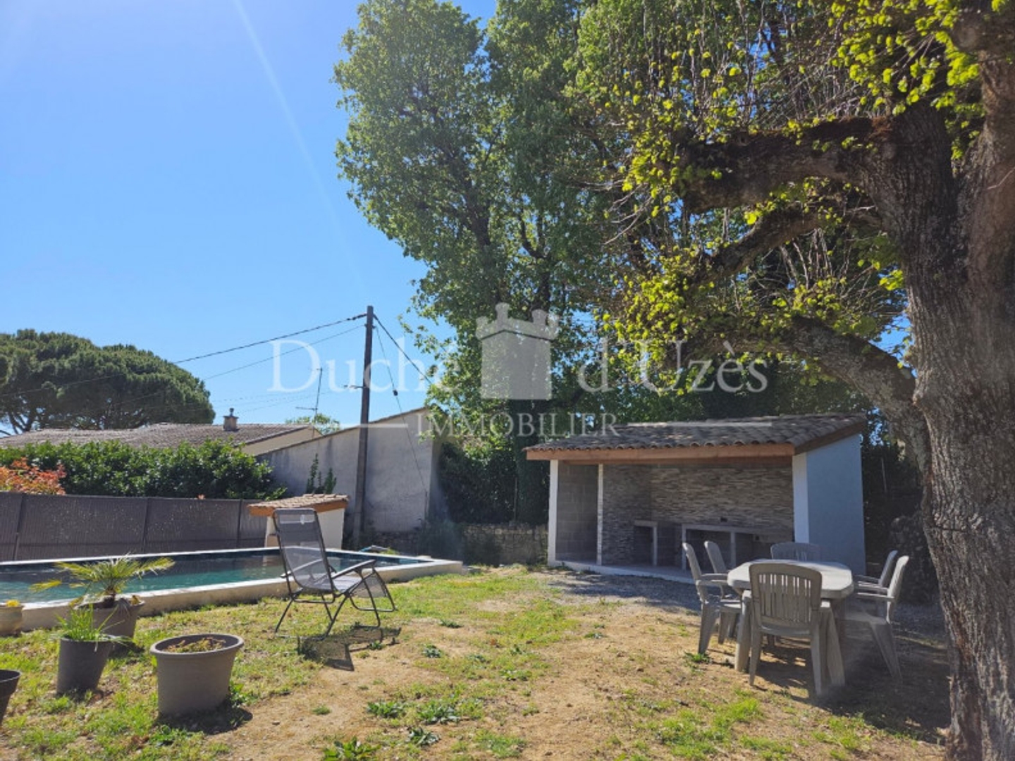 Maison à vendre - 5 pièces - 115m2 - Arpaillargues-Et-... (30700)