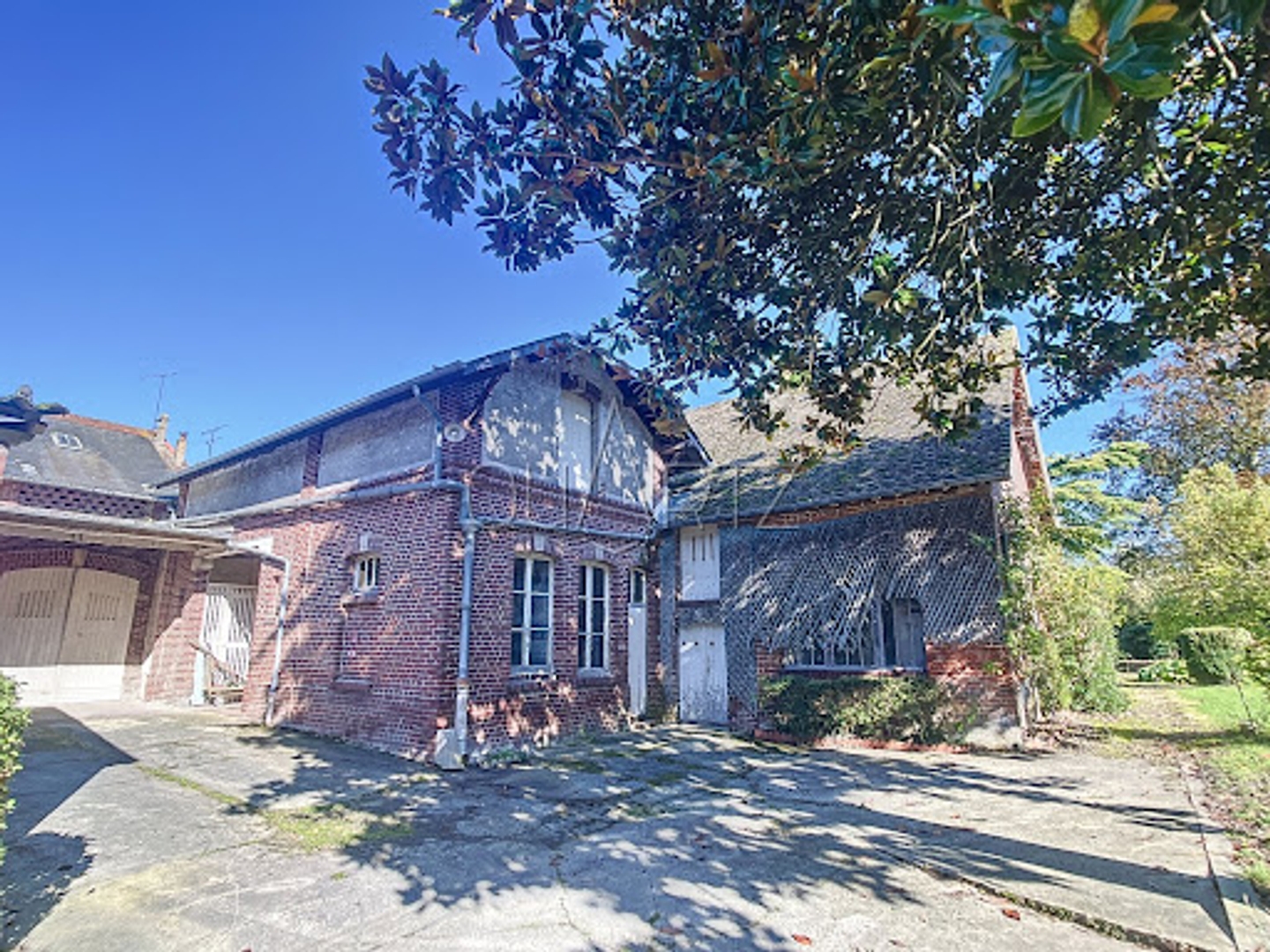 Maison à vendre - 7 pièces - 222m2 - Gisors (27140)