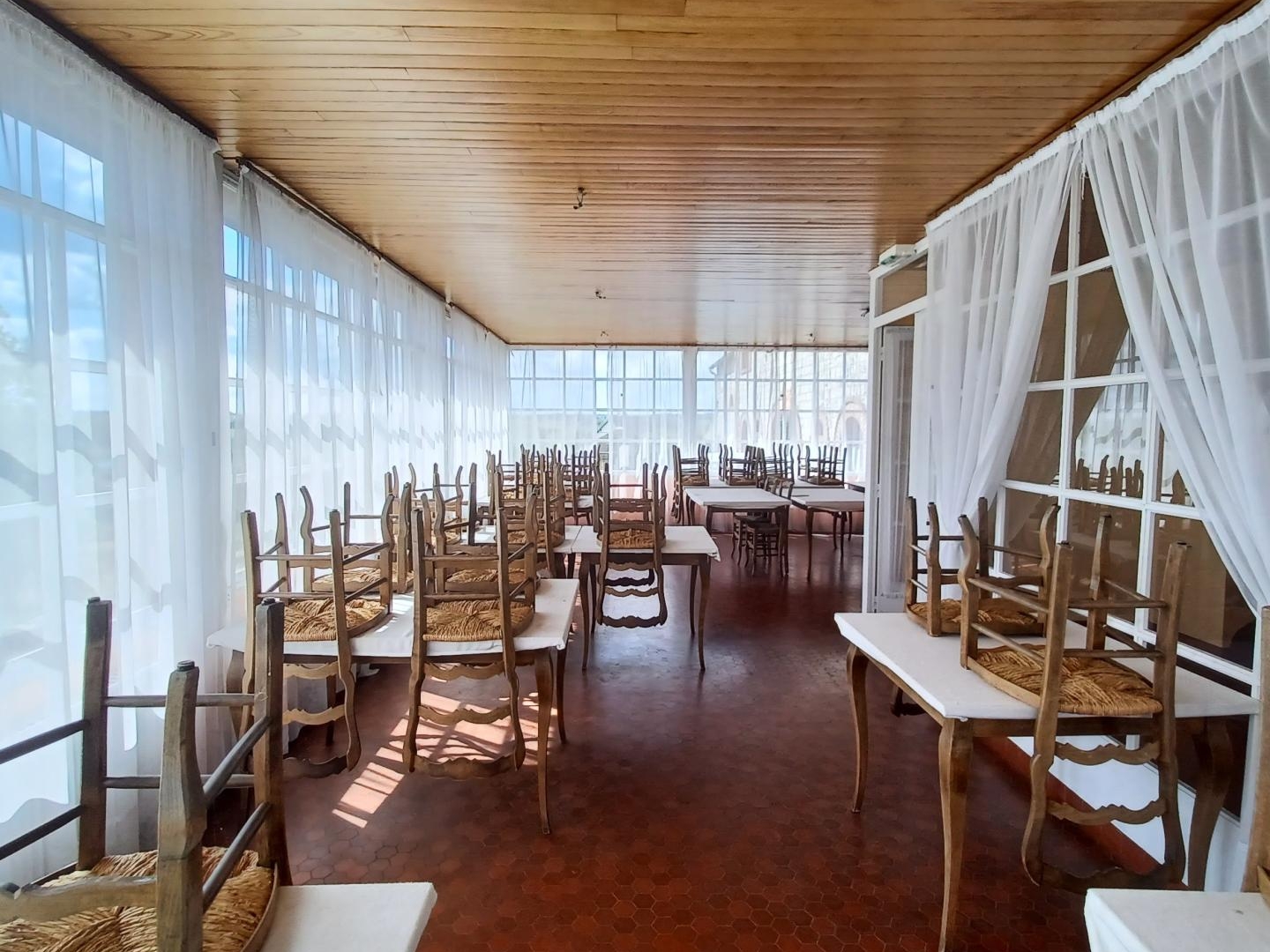 Immeuble à vendre - 550m2 - La Ferté Macé (61600)