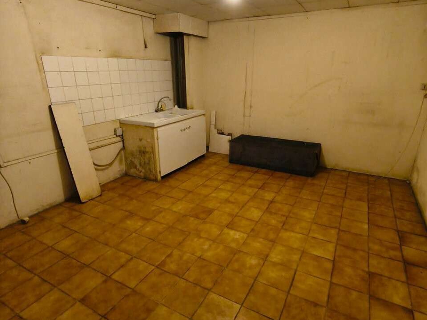 NANTES - LOCAL COMMERCIAL à vendre