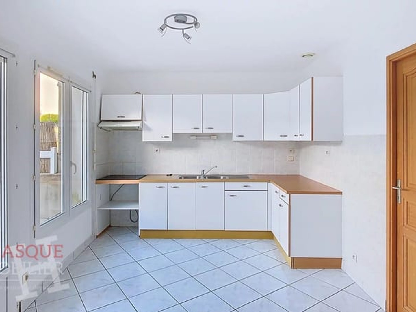 Immeuble à vendre - 7 pièces - 170m2 - Plouédern (29800)