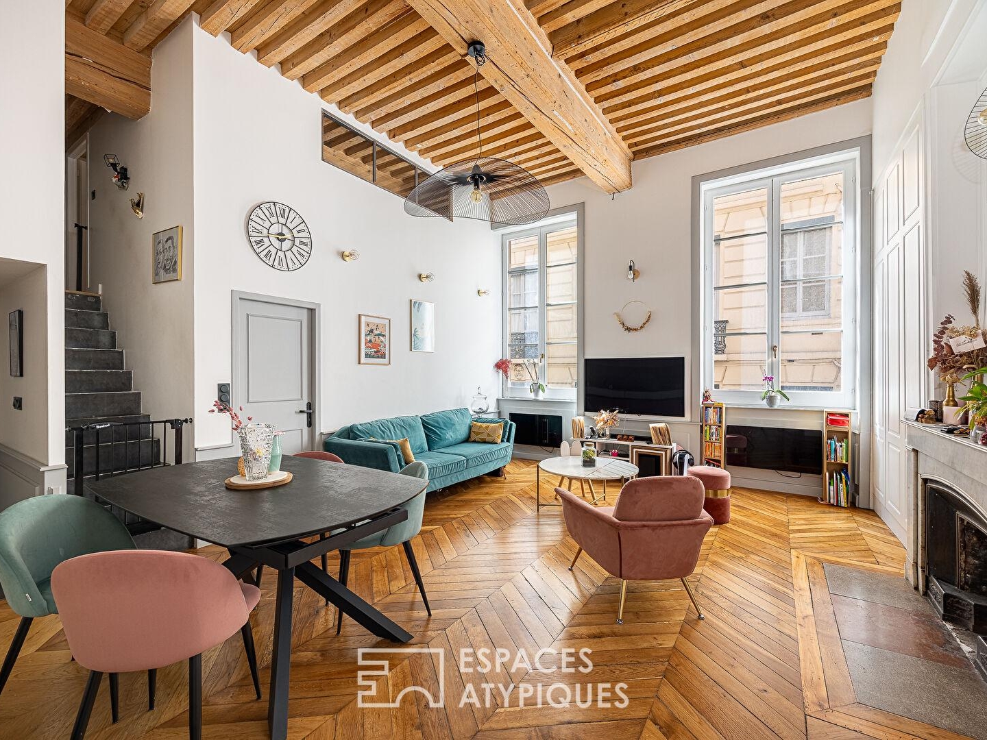 Esprit canut et lignes contemporaines à proximité des quais du Rhône