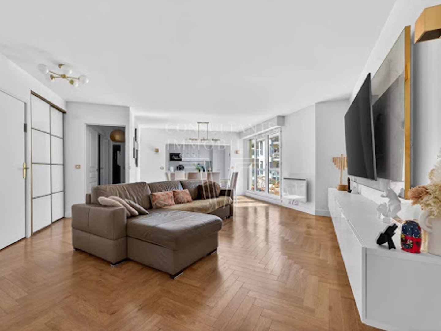 Appartement à vendre - 5 pièces - 103m2 - Levallois-Perret (92300)
