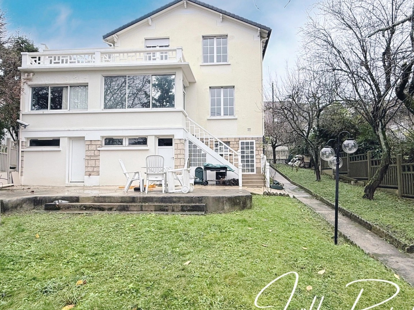 Maison 7 pièces 186 m²