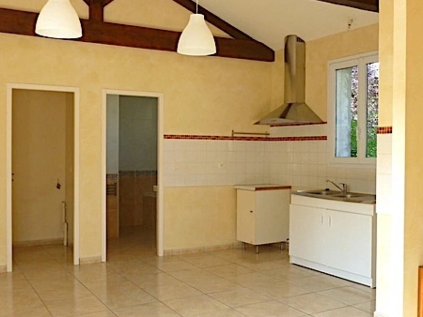 Appartement à vendre 120M2 4 pièces avec garage AIRE SUR L'ADOUR (40)