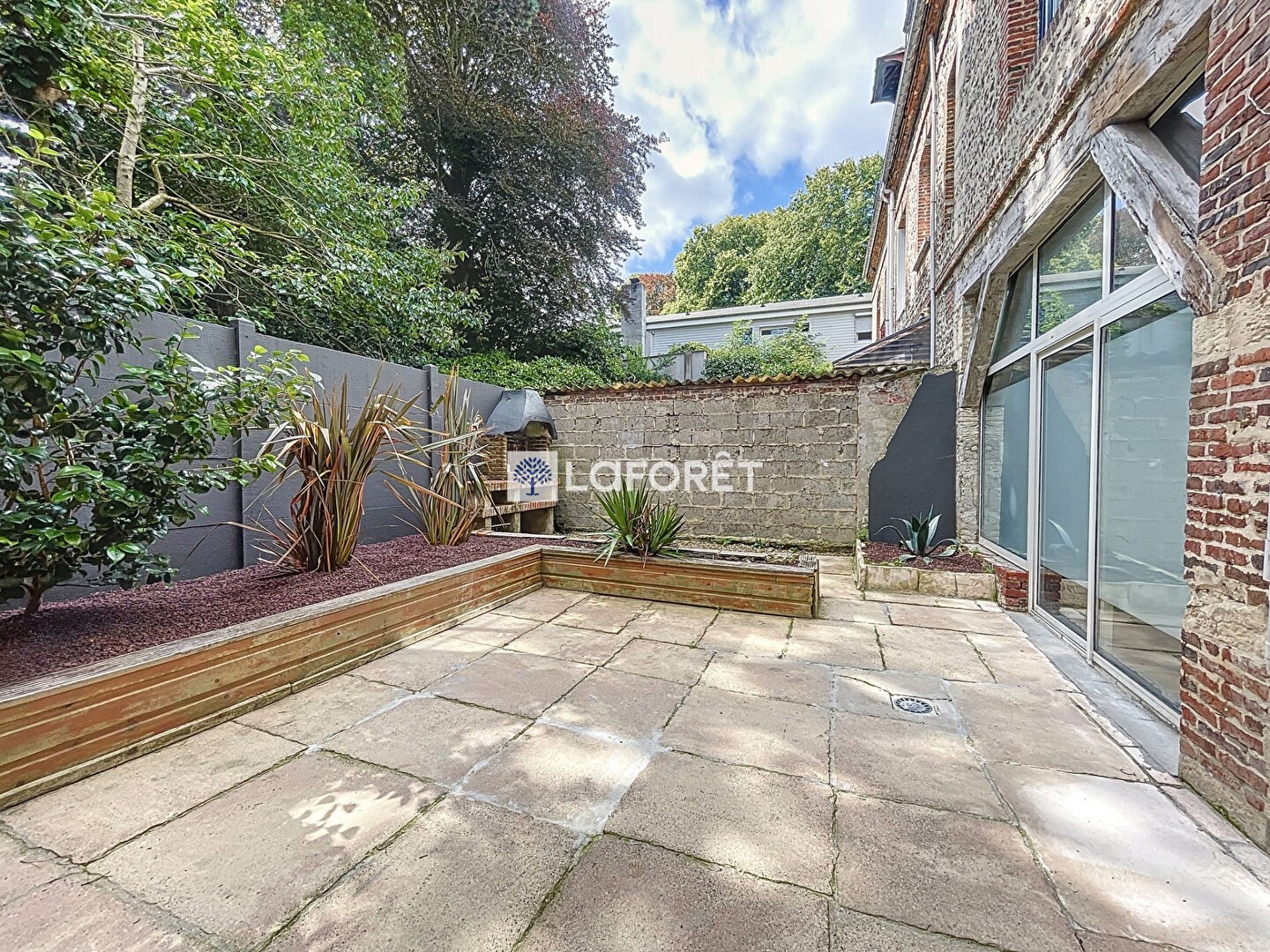 Immeuble 250 m²