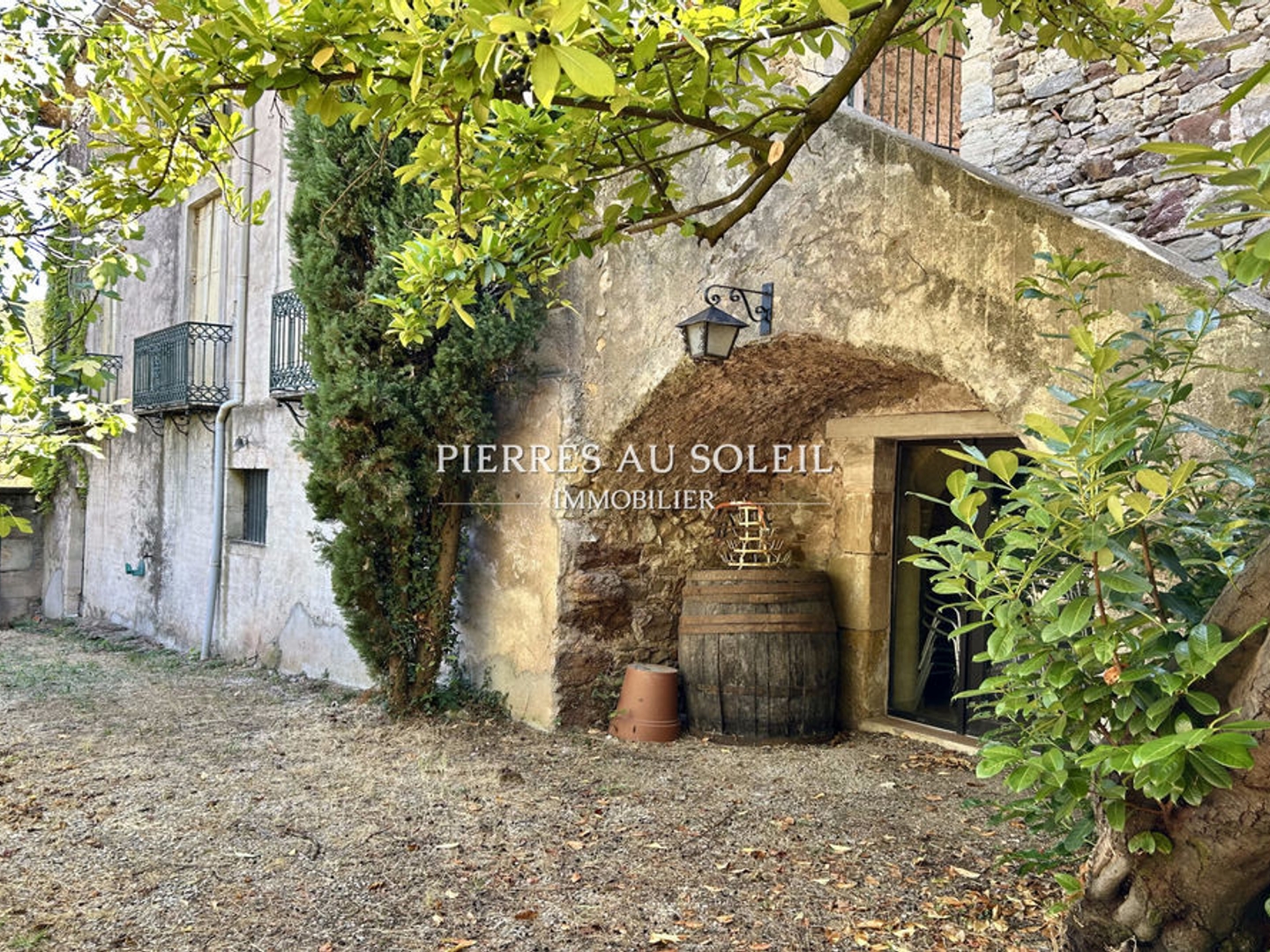 Maison à vendre - 10 pièces - 280m2 - La Tour-Sur-Orb (34260)