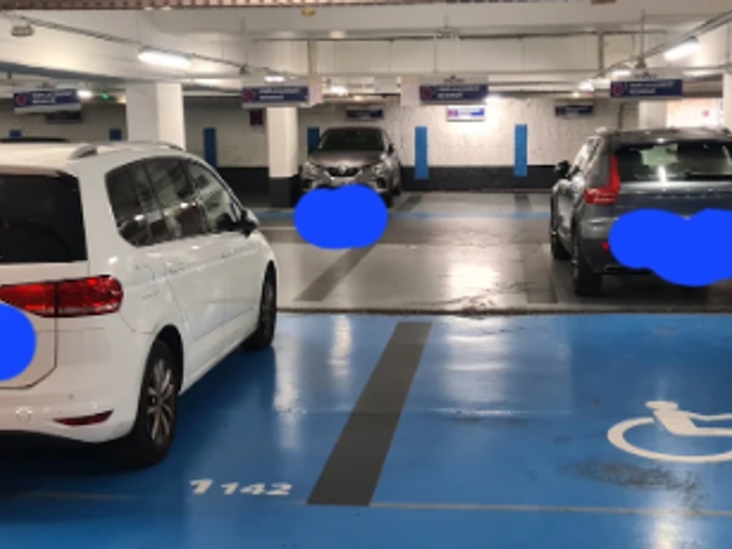 Parking 13 m²