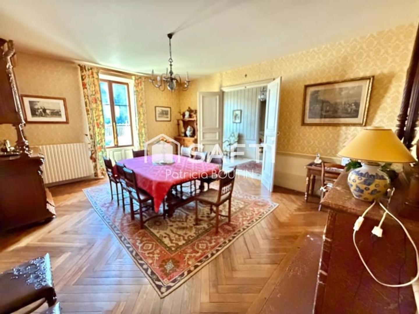 Maison à vendre - 9 pièces - 260m2 - Saint-Paul-En-Gâtine (79240)