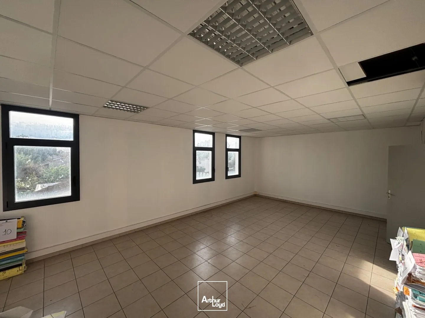 Béziers - Bureaux à vendre de 31 à 69 m² avec parkings dans un ensemble immobilier tertiaire