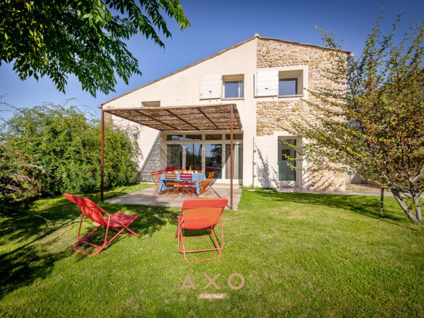 Maison à vendre - 25 pièces - 567m2 - Moustiers-Sainte-... (04360)