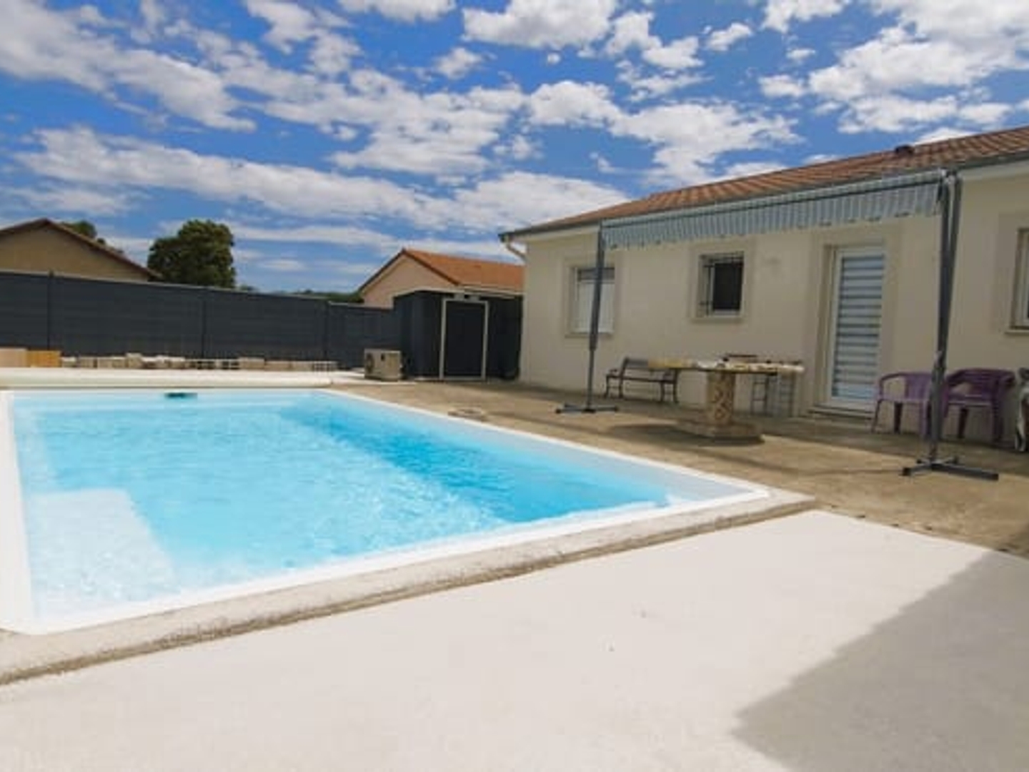Maison à vendre - 3 pièces - 77m2 - Ouches (42155)