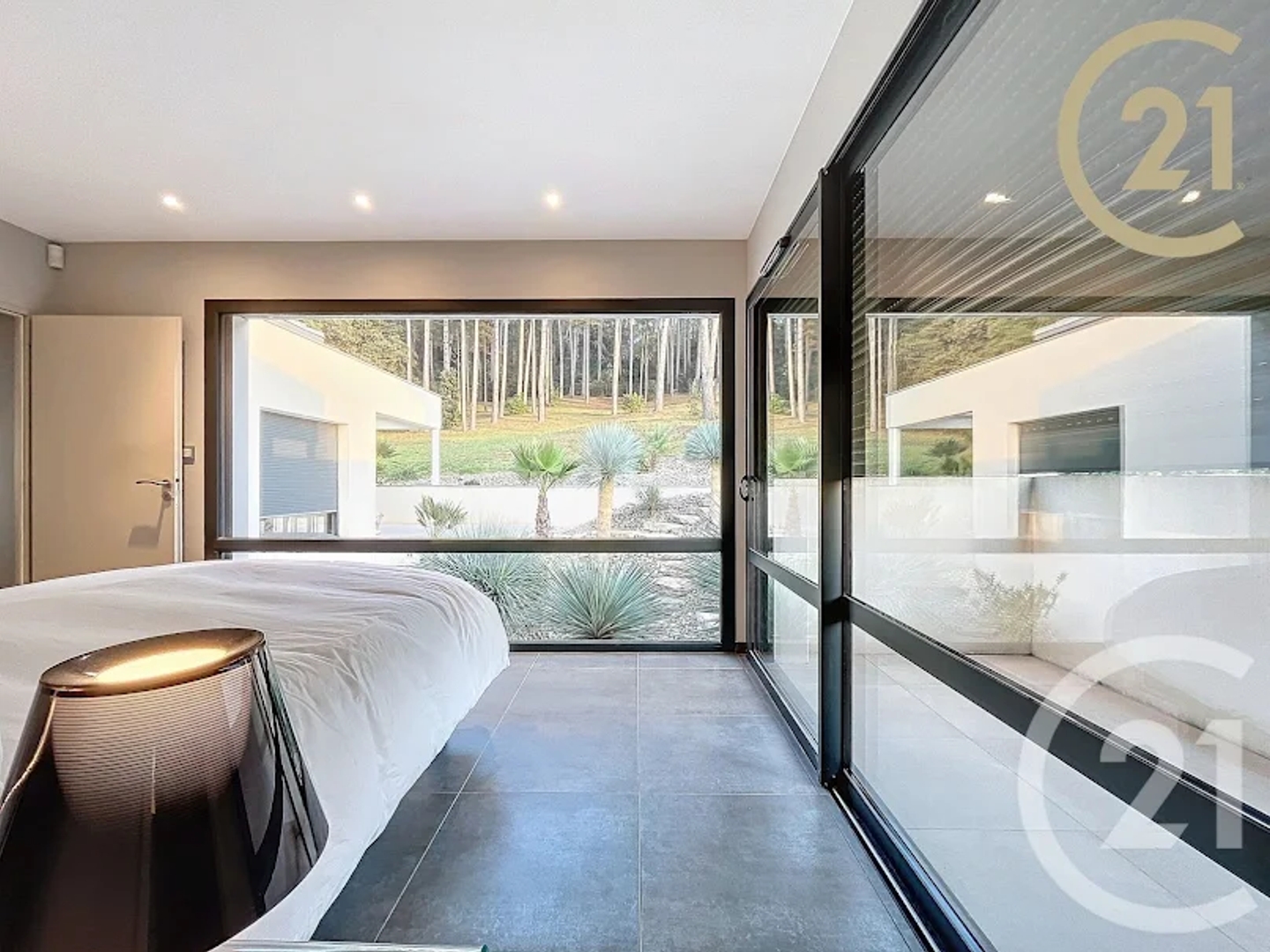 Maison 7 pièces 215 m²