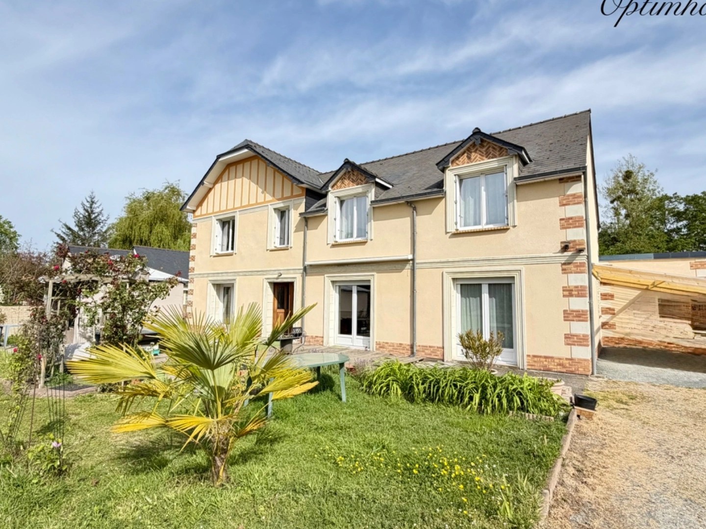 Maison à vendre - 7 pièces - 189m2 - La Flèche (72200)