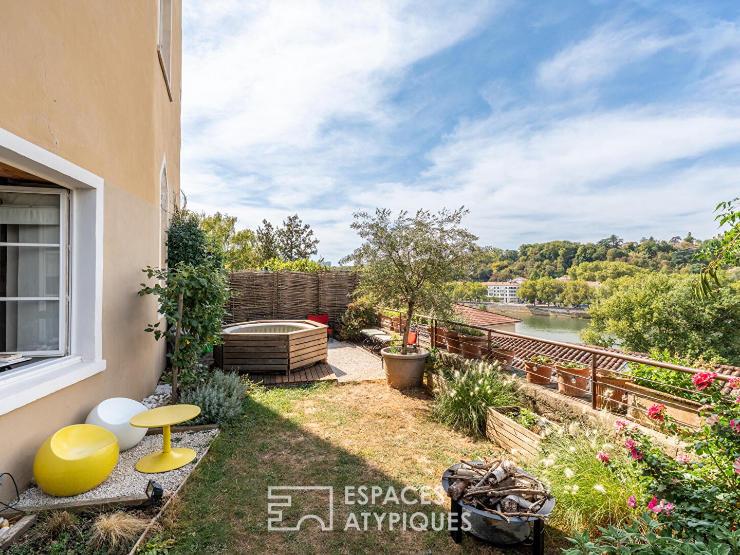 Appartement à vendre - 4 pièces - 110m2 - Caluire-Et-Cuire (69300)