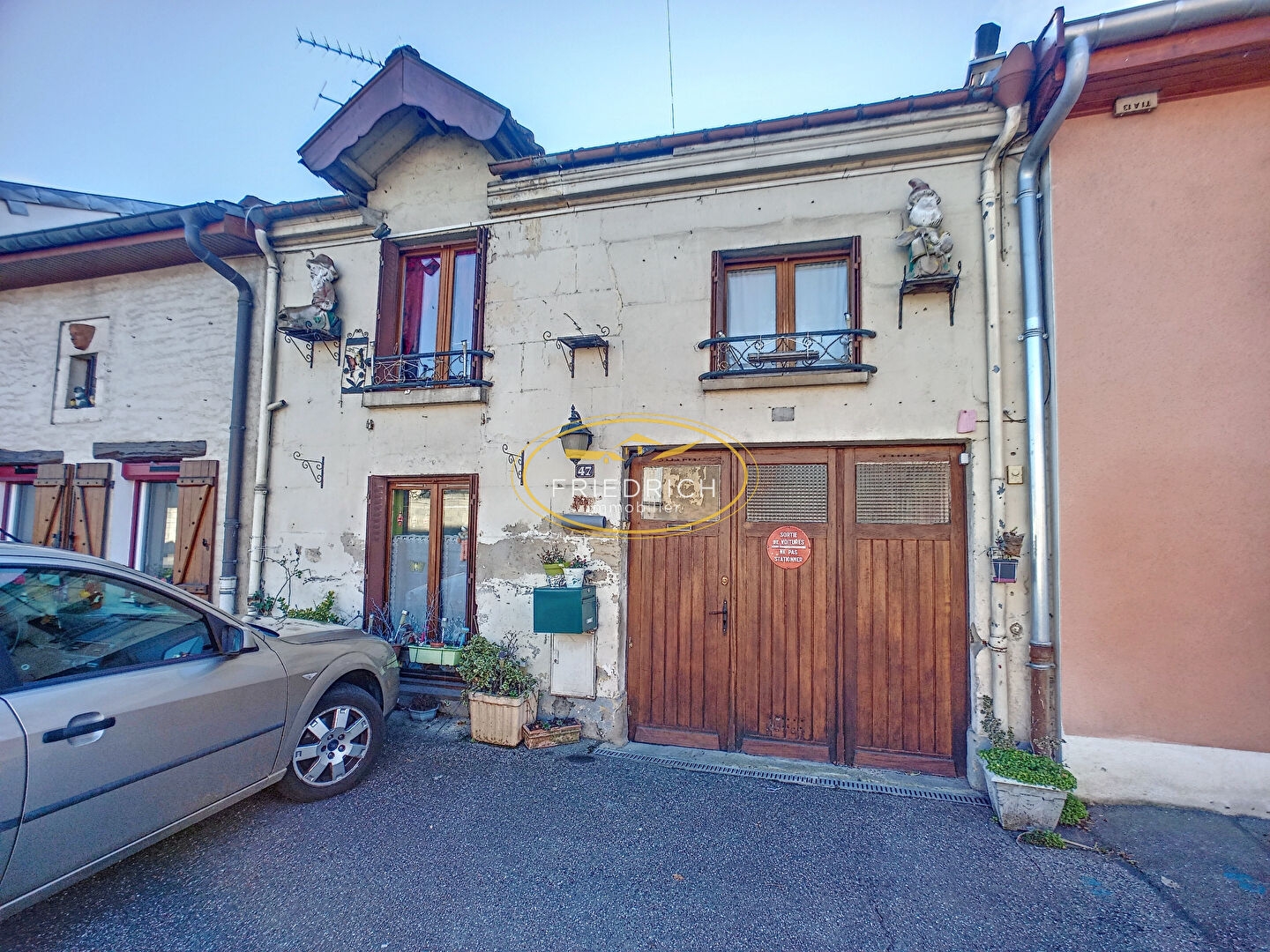 MAISON DE VILLAGE A CONFORTER - VELAINES
