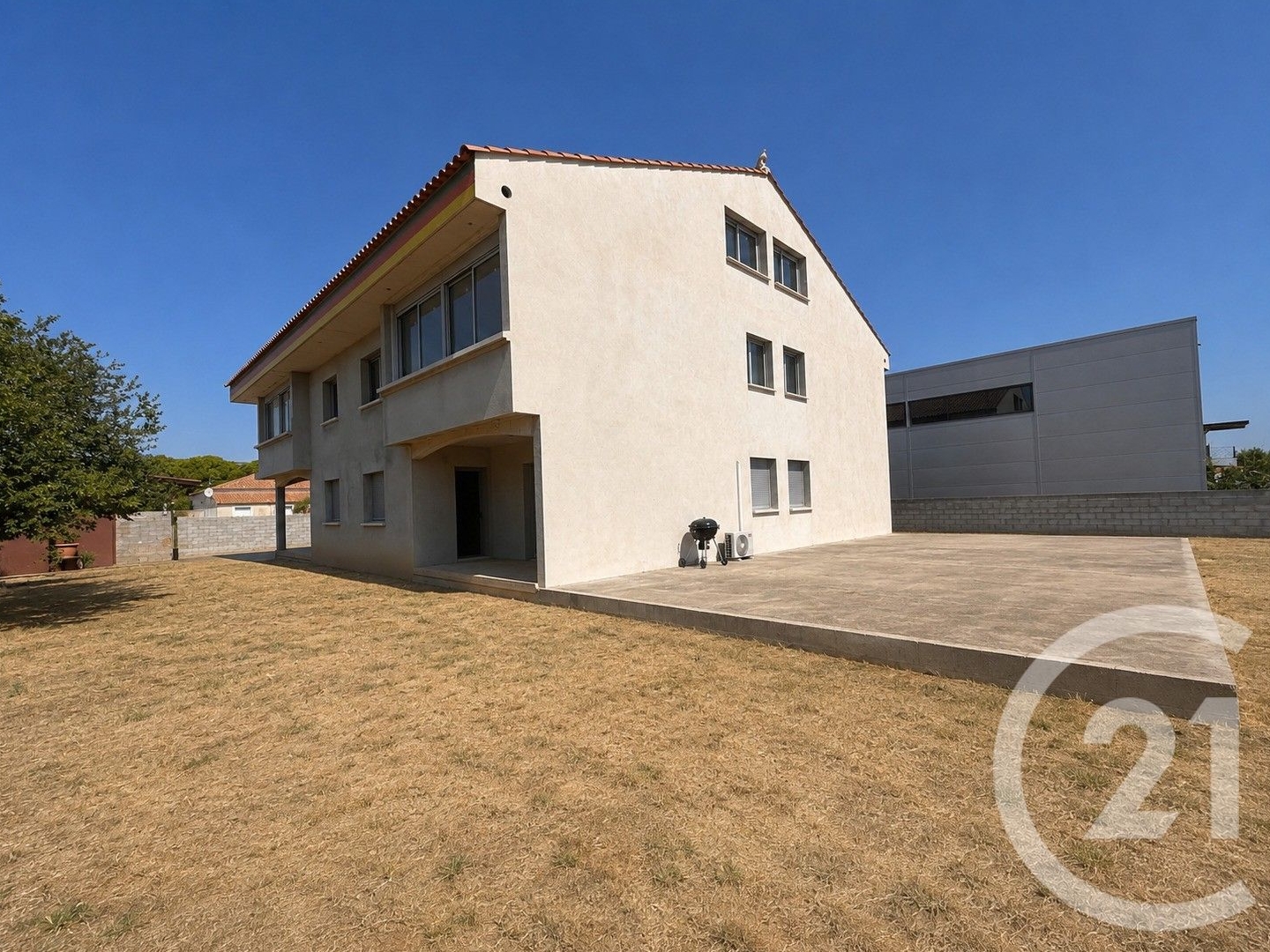 Maison 21 pièces 567 m²