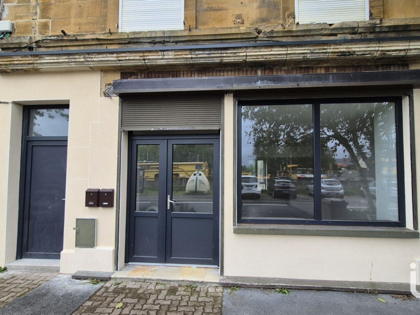 Location Boutique/Local commercial 61 m²