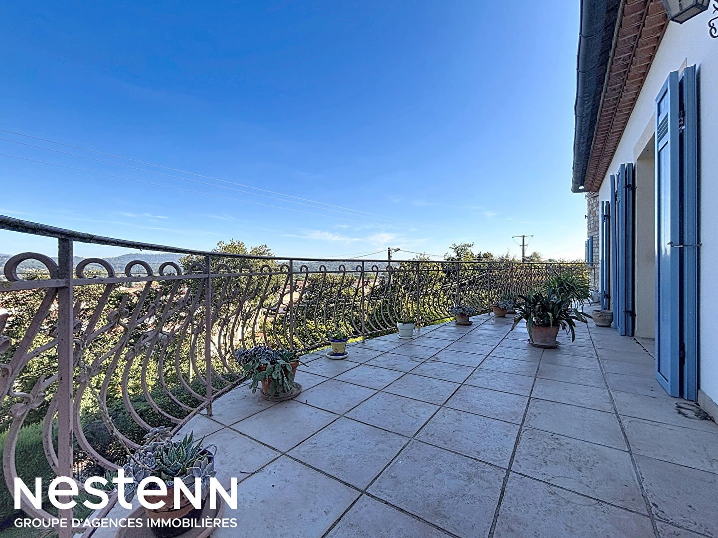 Appartement à vendre - 6 pièces - 156m2 - Brignoles (83170)