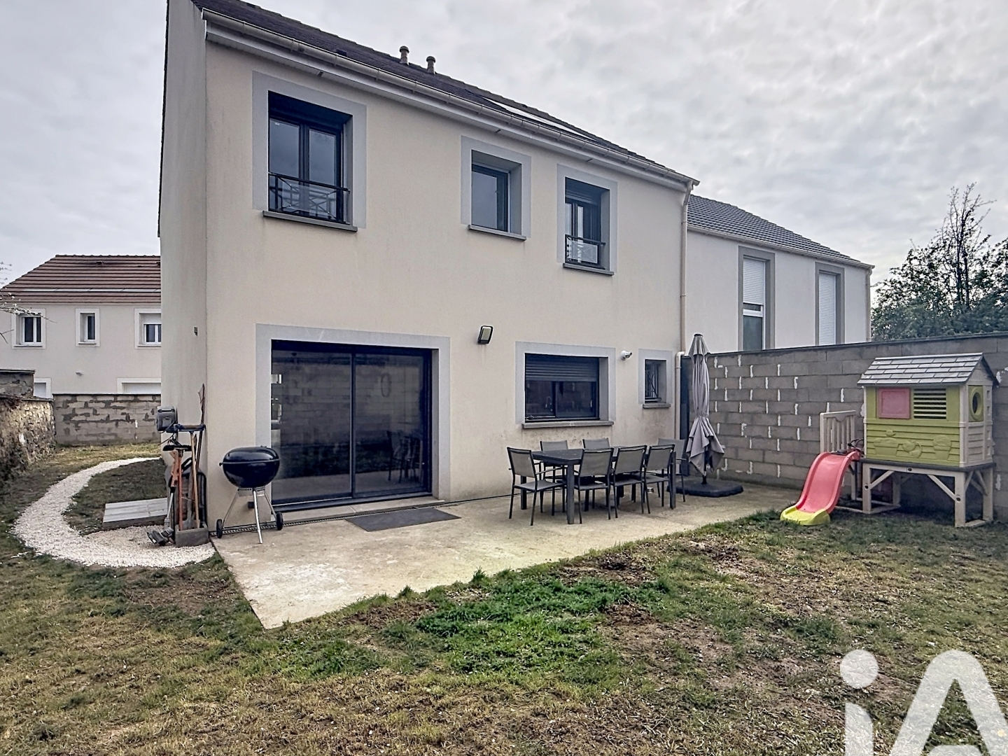 Maison 7 pièces 110 m²
