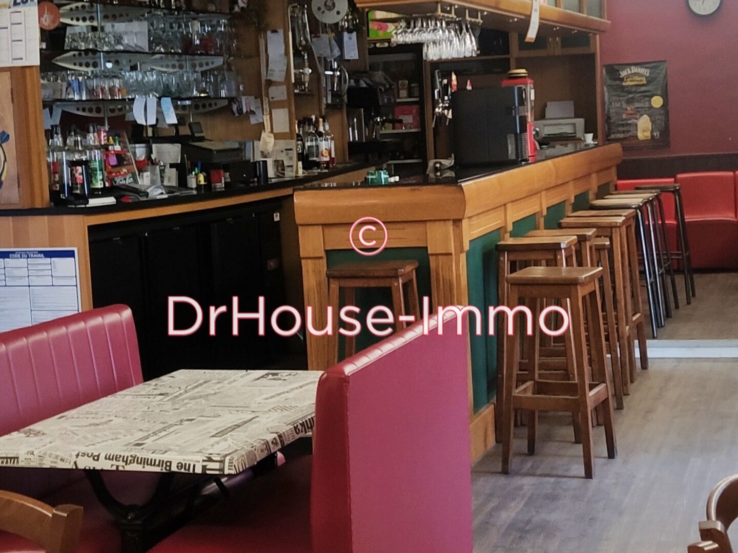 Magasin à vendre - 205m2 - Saint-Martin-Des-... (85130)