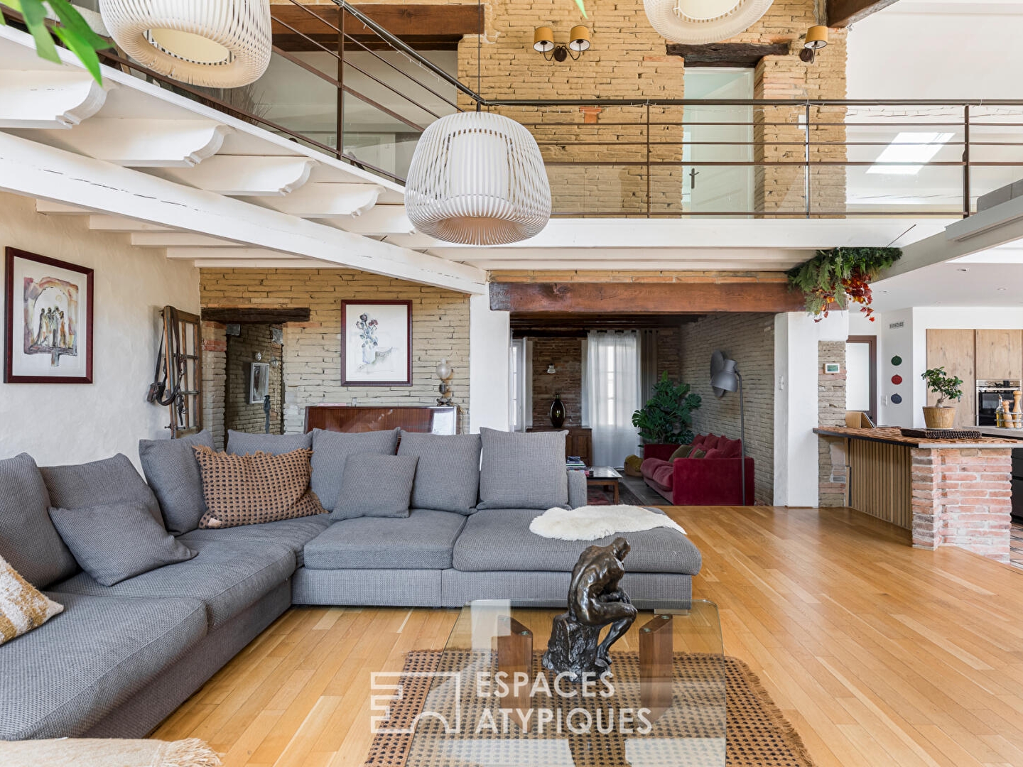 Maison à vendre - 6 pièces - 228m2 - Labastide-Saint-S... (31620)