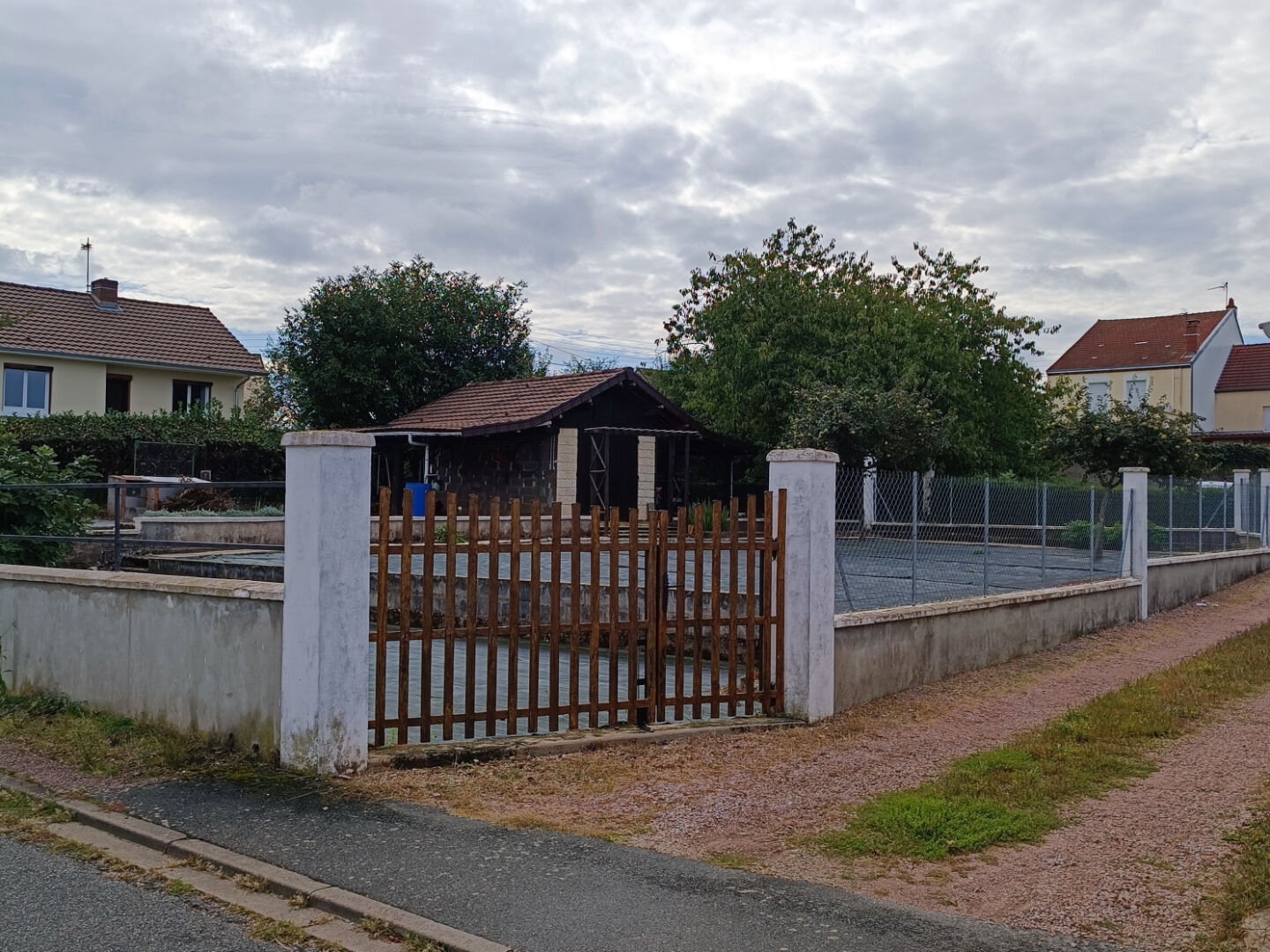 Terrain constructible Montceau Les Mines 640 m2