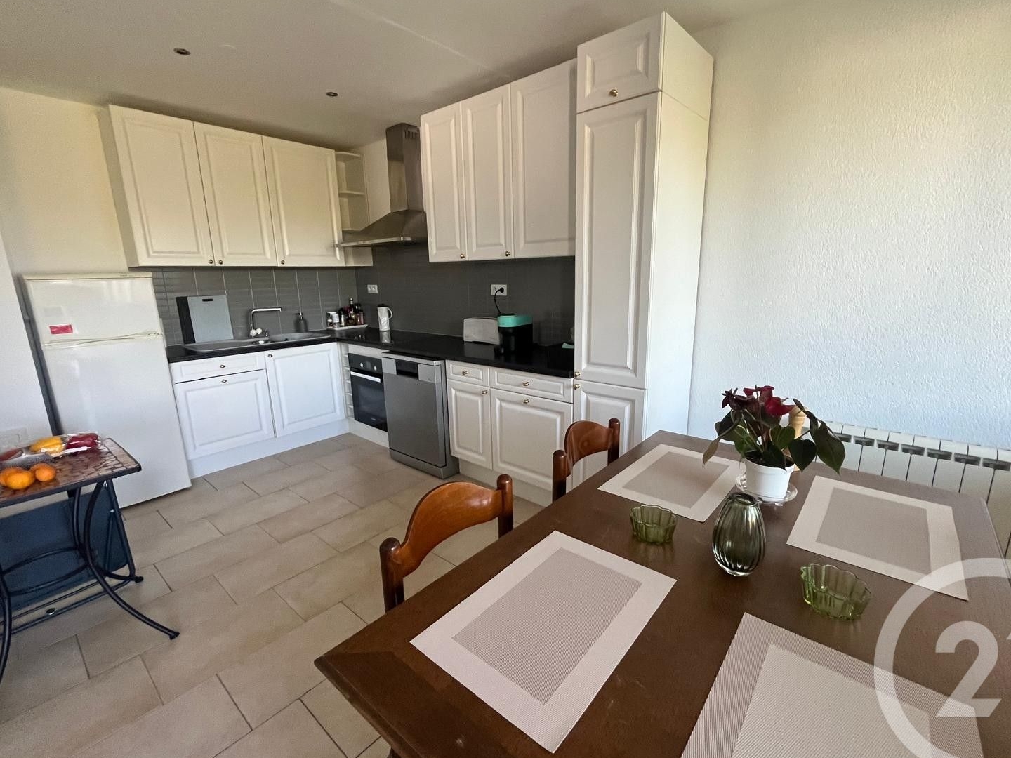 Appartement à vendre - 3 pièces - 73m2 - Saint-Julien-En-G... (74160)