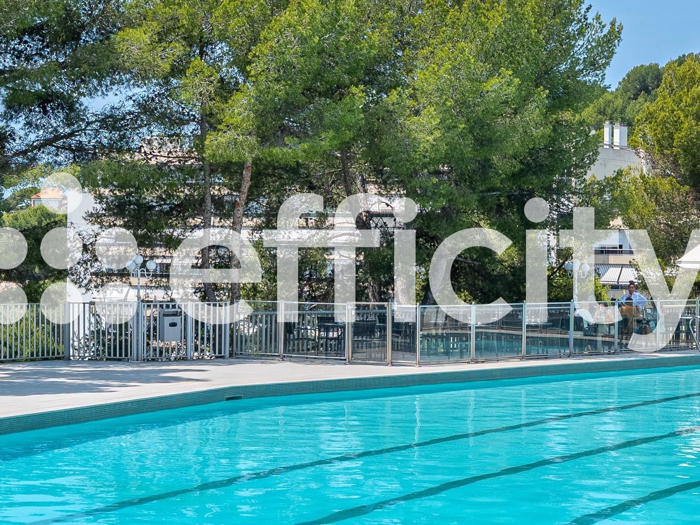 Appartement à vendre - 3 pièces - 105m2 - Marseille 8e (13008)